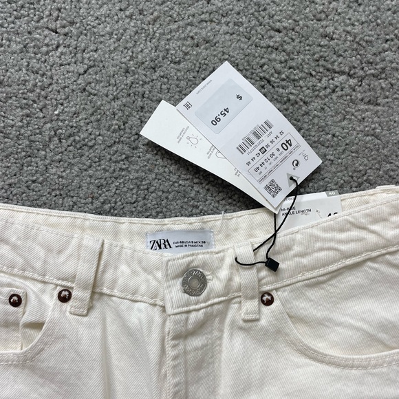 Zara High Risa Ankle Length Straight Jeans in Cream - Picture 3 of 4